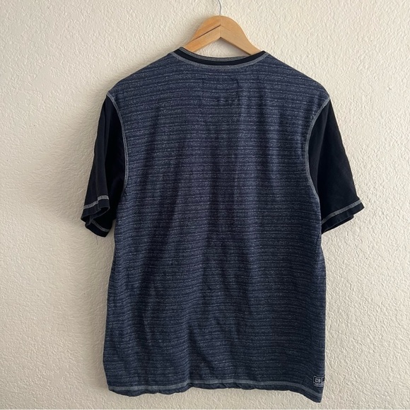 Men’s short sleeve Size Large - Picture 2 of 7